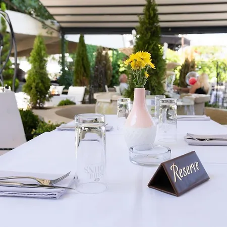 Skadarlija Πανσιόν 3*